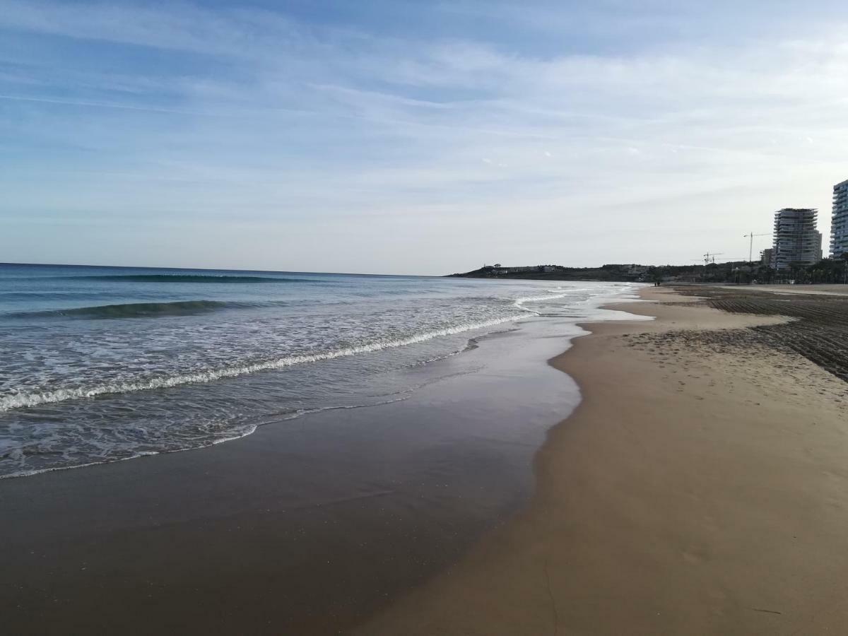 Playa San Juan Аликанте Екстериор снимка